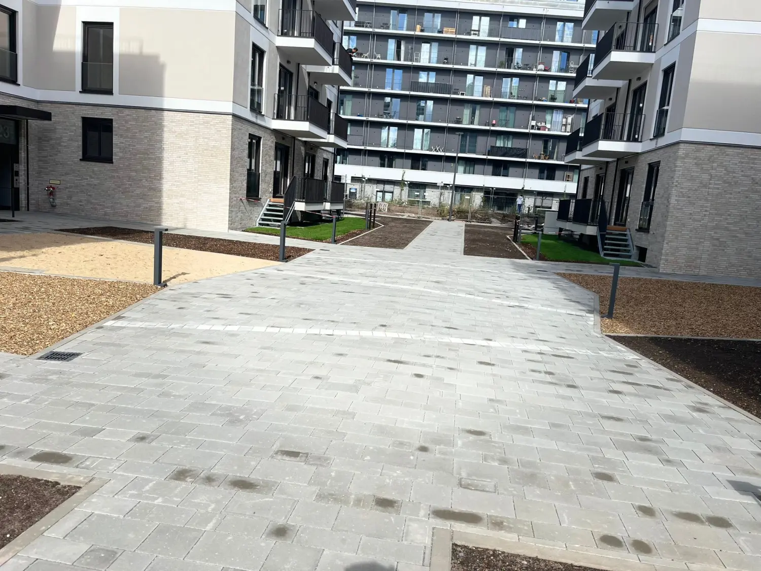 Garten- und Landschaftsbau von ALMA Bauservice &  Gebäudemanagement